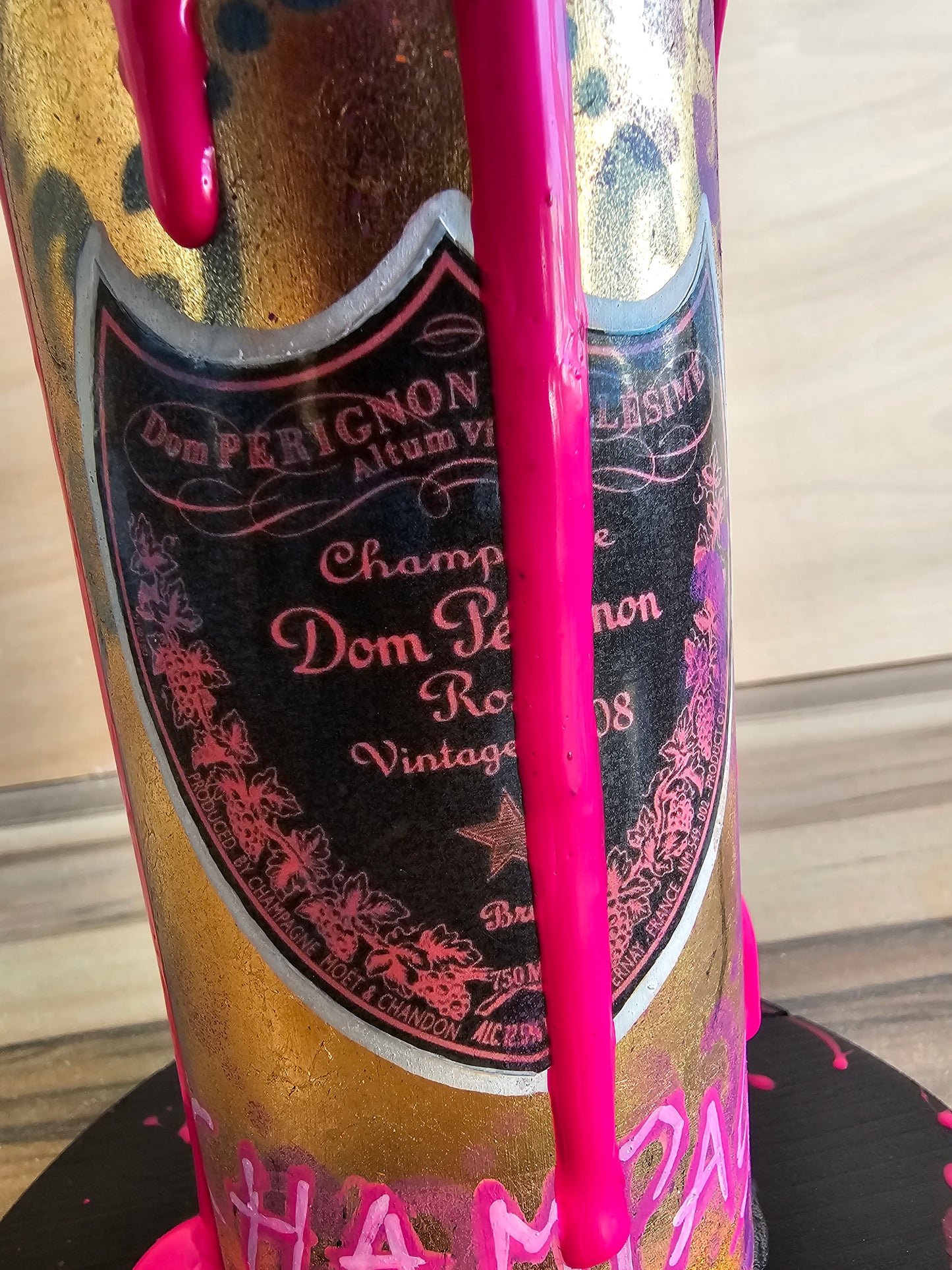 Exclusive 1 of 1 pink drip "Dom Pèrignon" recycled Spraycan Artwork | Goldleaf