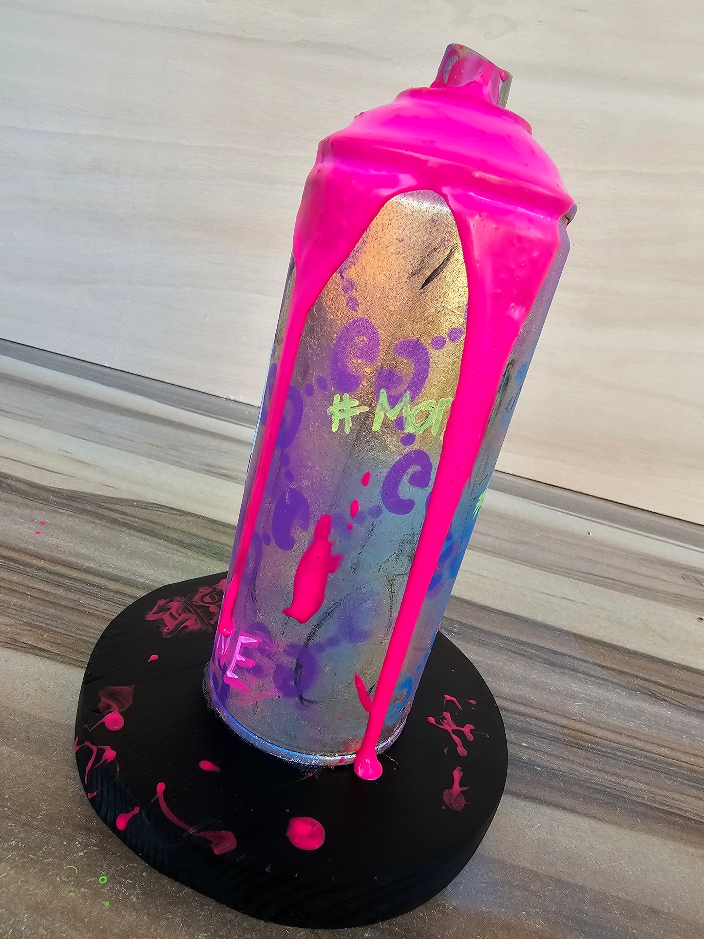 Exclusive 1 of 1 pink drip "Dom Pèrignon" recycled Spraycan Artwork | Goldleaf